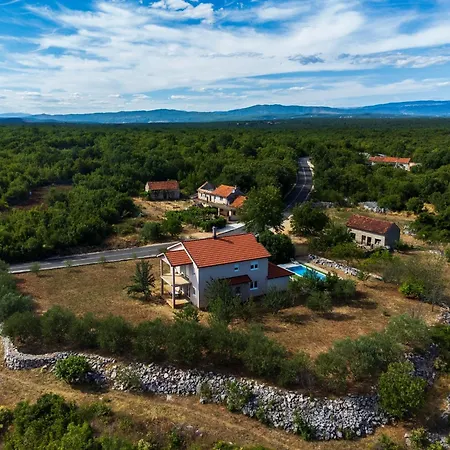 Mira Ljubuški