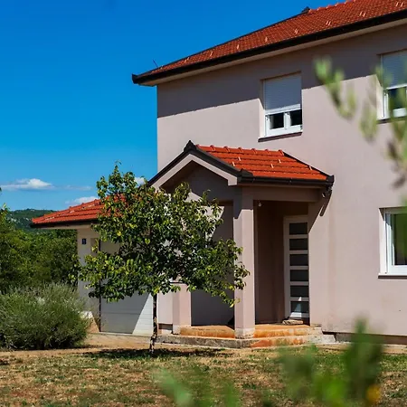Mira Villa *