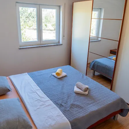 Mira Villa *